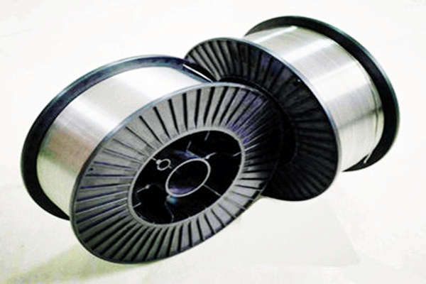 噴涂鋅絲從入門到精通：2025年新手必學(xué)的7個(gè)實(shí)戰(zhàn)技巧